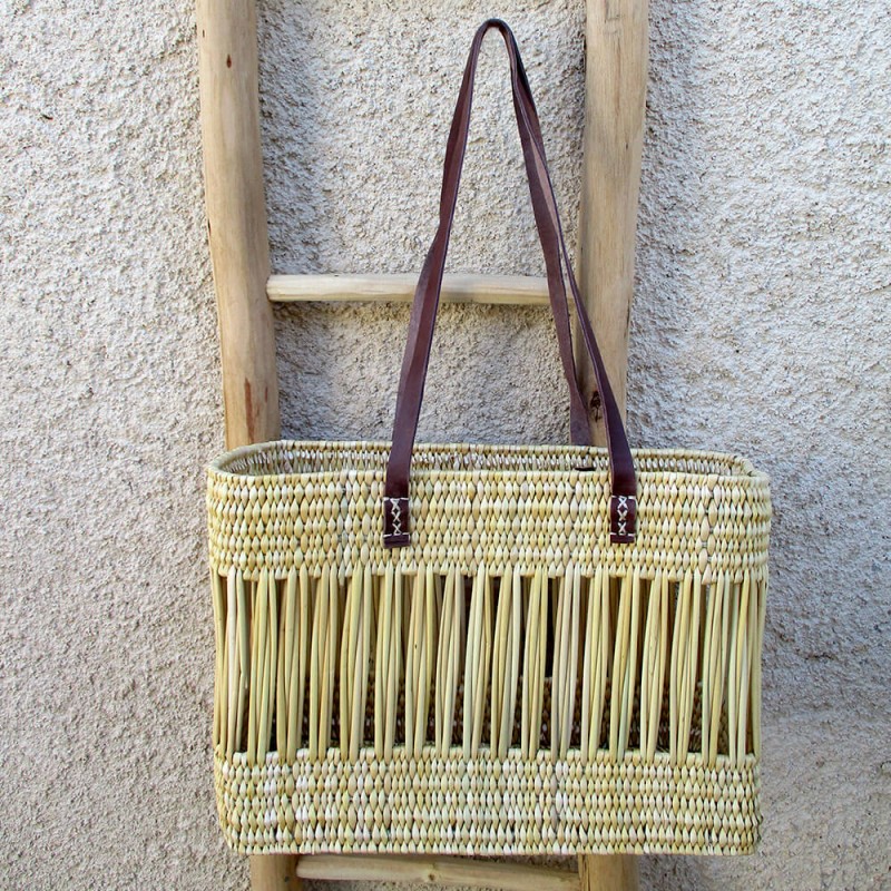 Panier en jonc ajouré